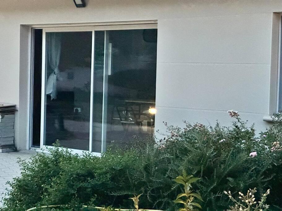 Appartement Prive Dans Villa Montauban Bagian luar foto