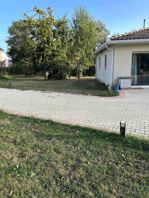 Appartement Prive Dans Villa Montauban Bagian luar foto