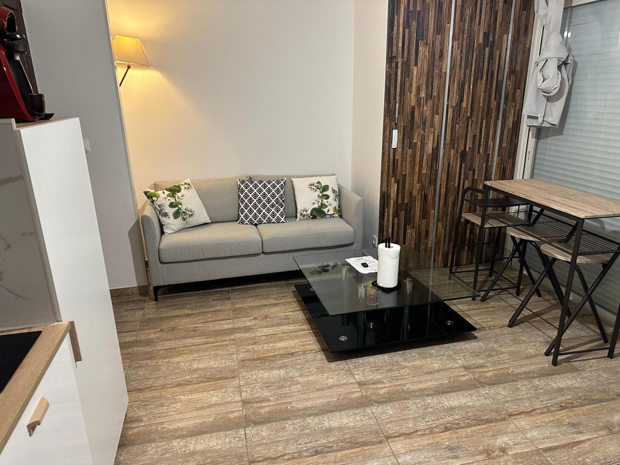 Appartement Prive Dans Villa Montauban Bagian luar foto