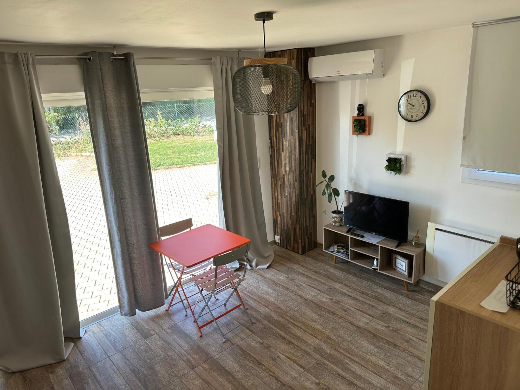 Appartement Prive Dans Villa Montauban Bagian luar foto